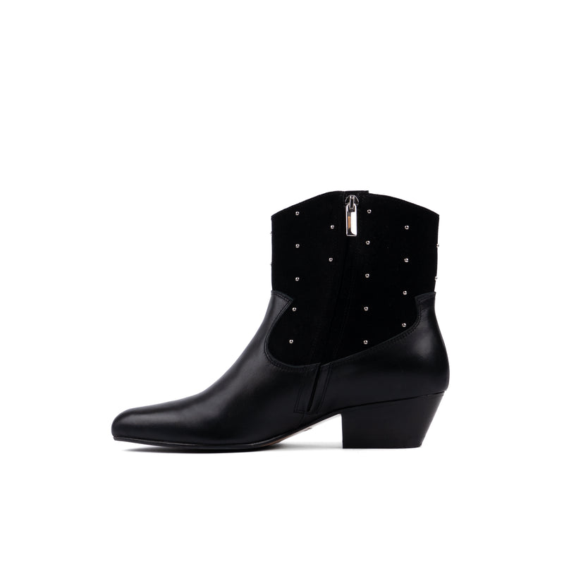 Beth Studs Black