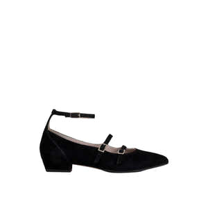Dea Black