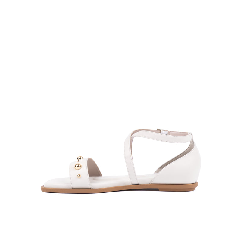 Donna Studs White