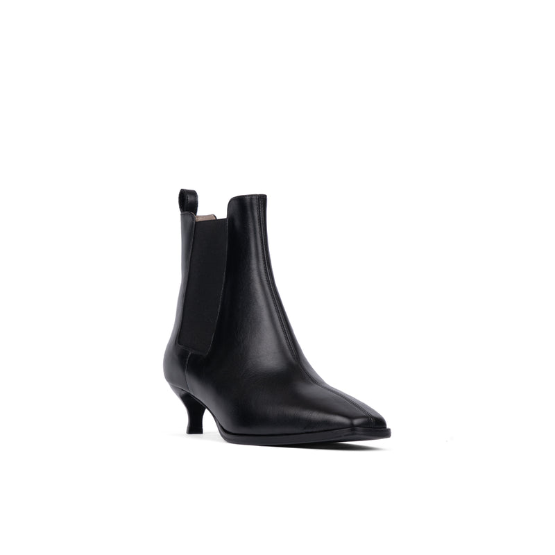 Marianne Boot Black