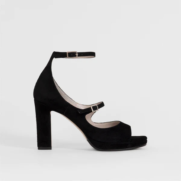 black hedy stiletto shoe from roccamore