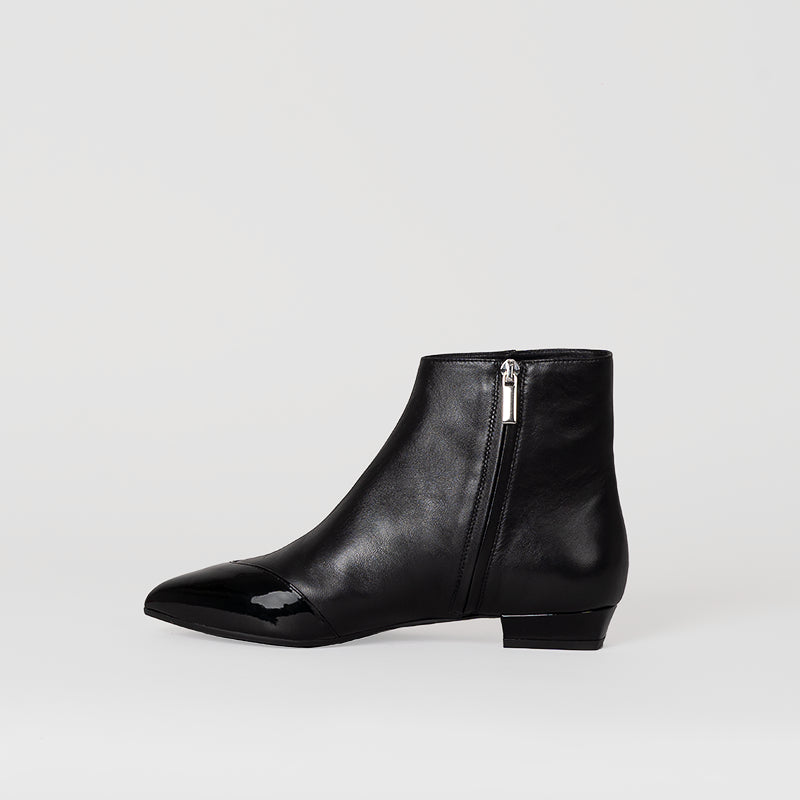 Lola Boot Black