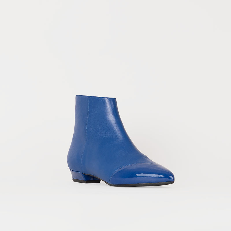 Lola Boot Iris