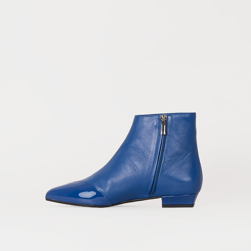 Lola Boot Iris