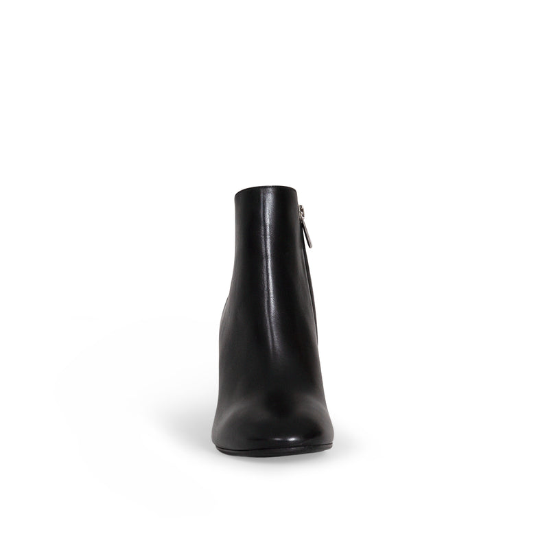Mathilde Studs Black