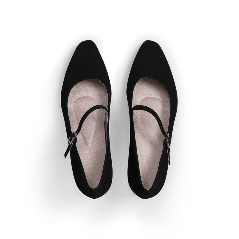 Moxie Black